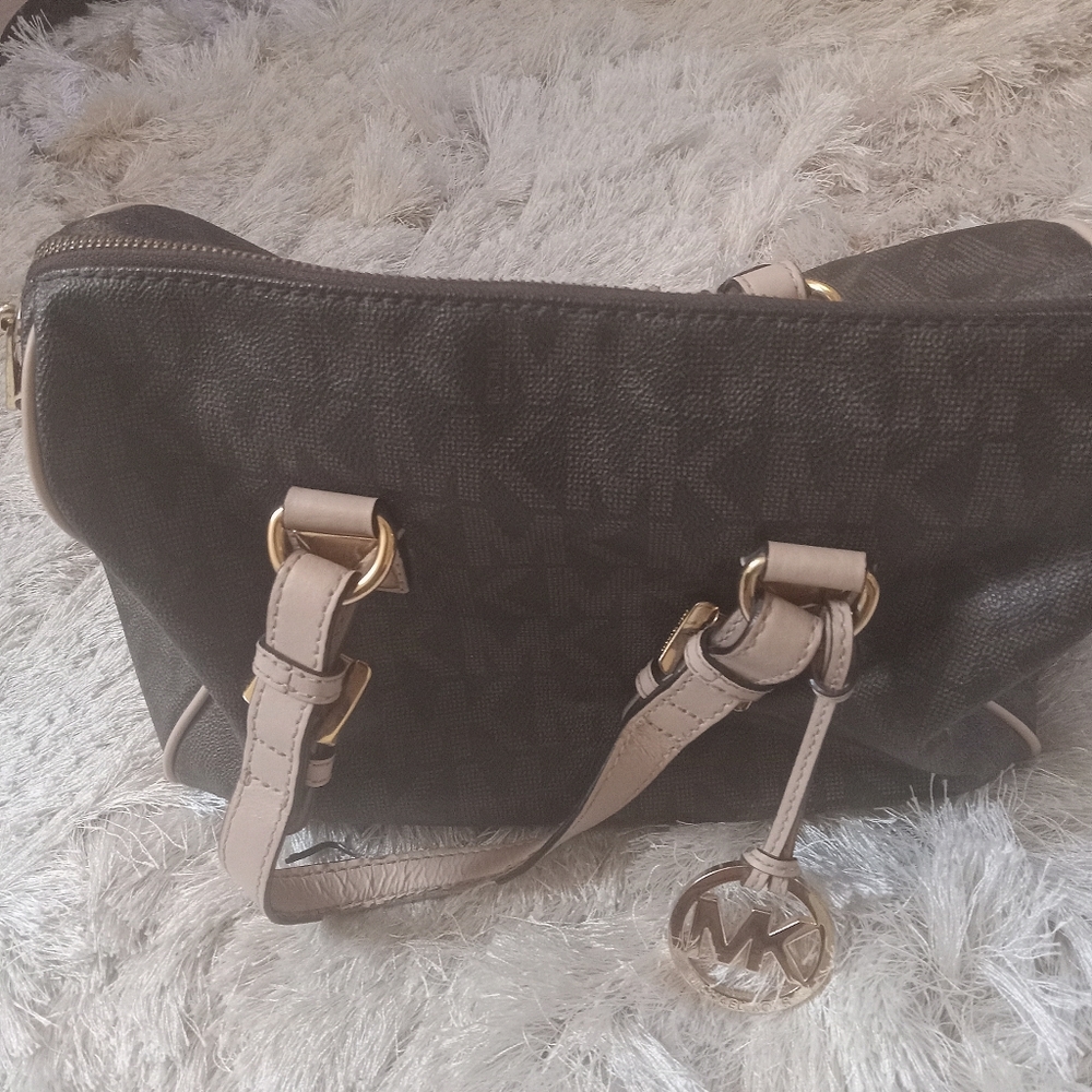 Michael Kors Monogram Grayson Large Satchel